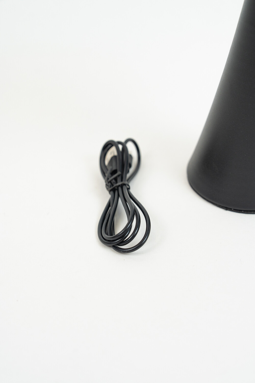 Lampara De Mesa Cirela, Touch Usb Negro