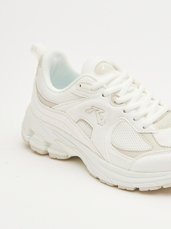 CHAMPIONES BAMBI RUSTY Blanco