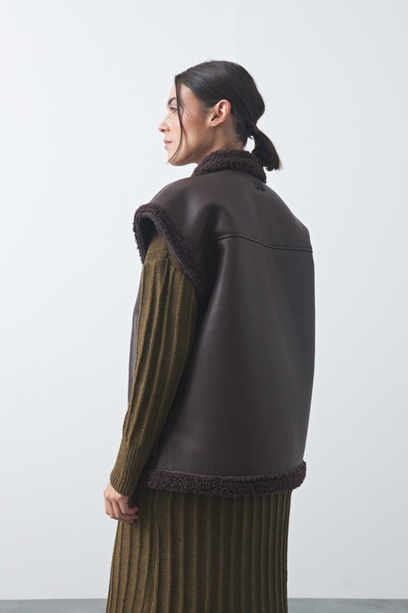 CHALECO AMPARO Chocolate