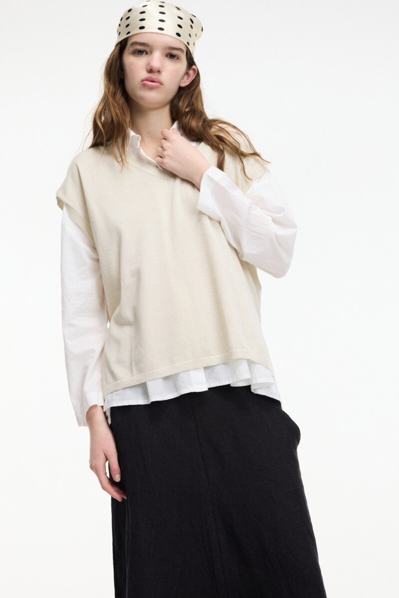 SWEATER SIN MANGAS Plata
