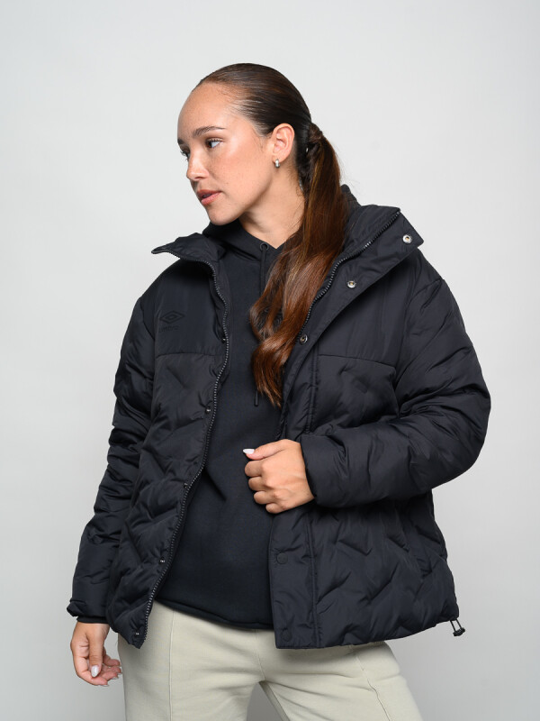 CAMPERA LUXE MOTION Umbro Mujer 002