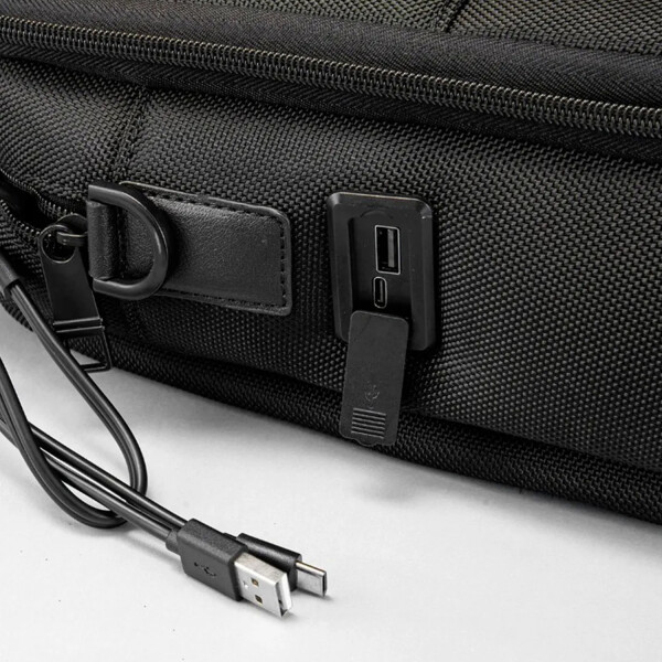 Bolso Maletin Cougar Stellar Puerto Usb BOLSO MALETIN COUGAR STELLAR