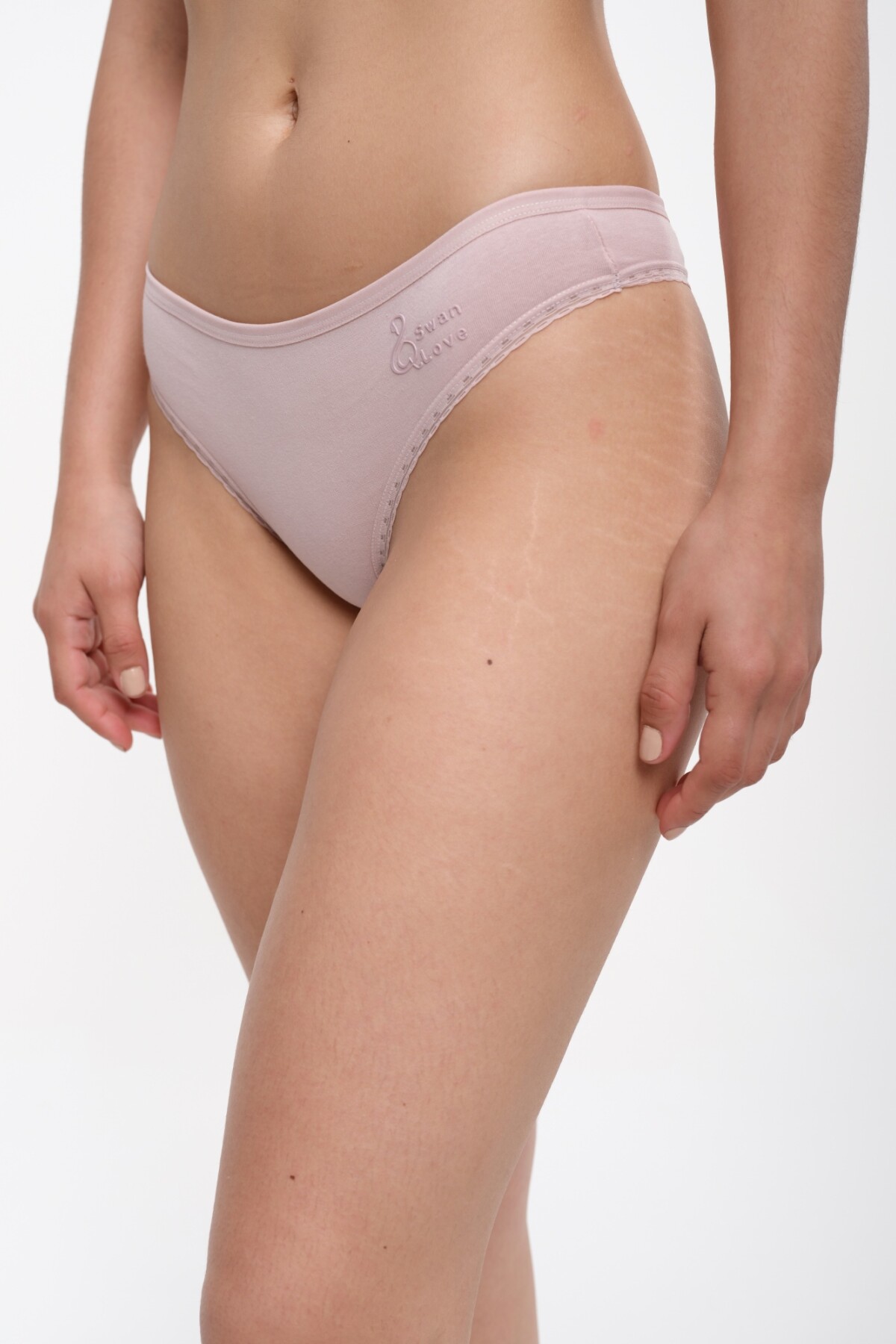 Colaless Dafne Visón