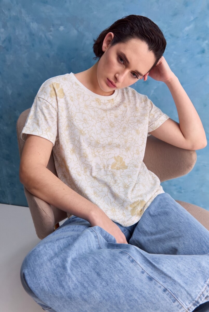 REMERA KORENA 