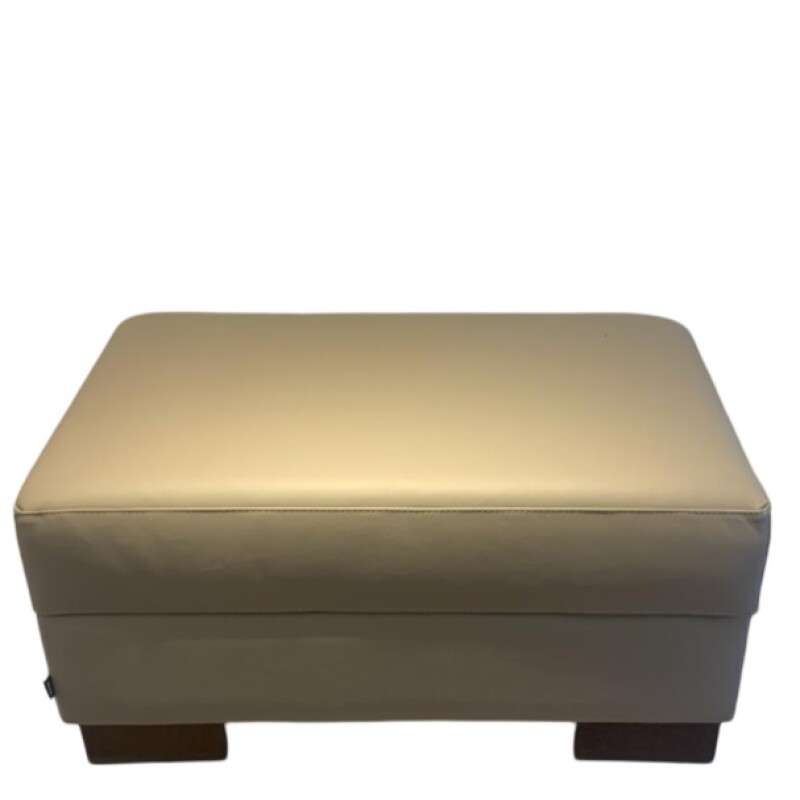 PUFF DOMINI OTTOMAN - 100% CUERO - AVELLANA PUFF DOMINI OTTOMAN - 100% CUERO - AVELLANA
