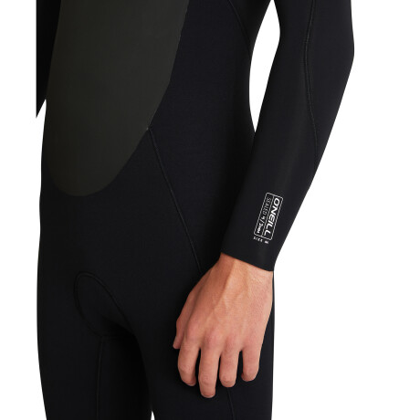Traje O'Neill Focus 3/2mm Steamer Chest Zip Sealed - Black Traje O'Neill Focus 3/2mm Steamer Chest Zip Sealed - Black