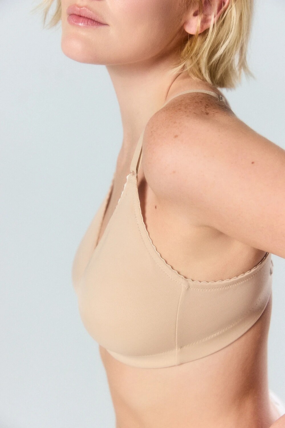 SIN ARO TRICOT Nude