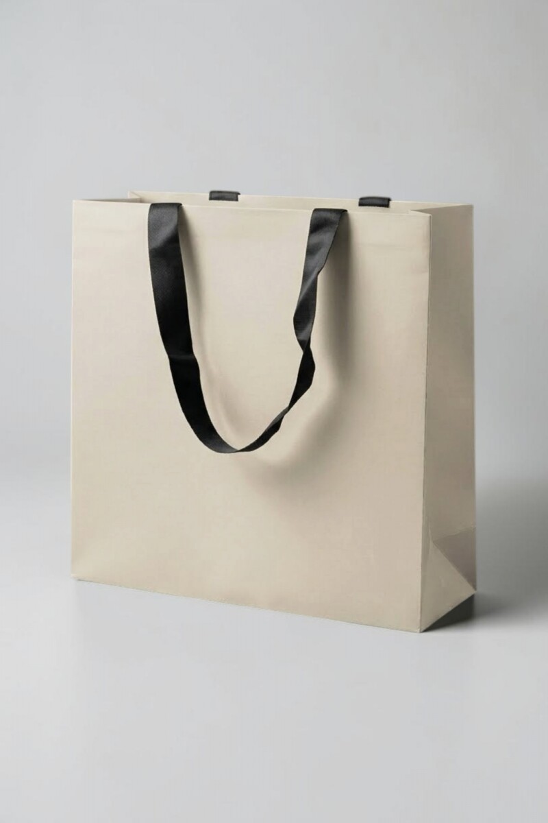 Bolsa cartulina 32x32x11cm - CREMA 