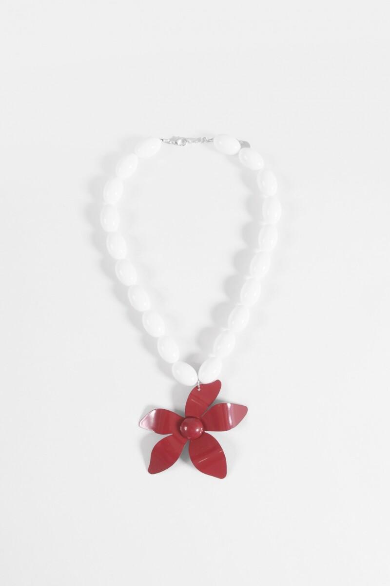 Collar flor acrílico bordo