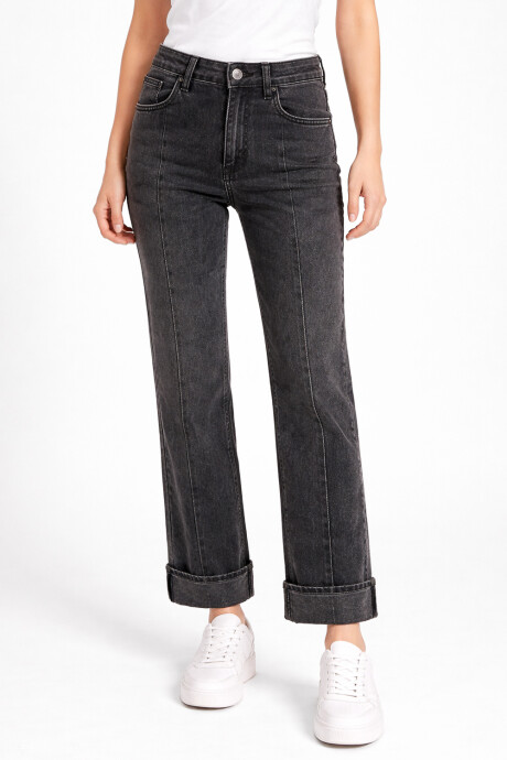 Pantalon Cortes Gris Medio