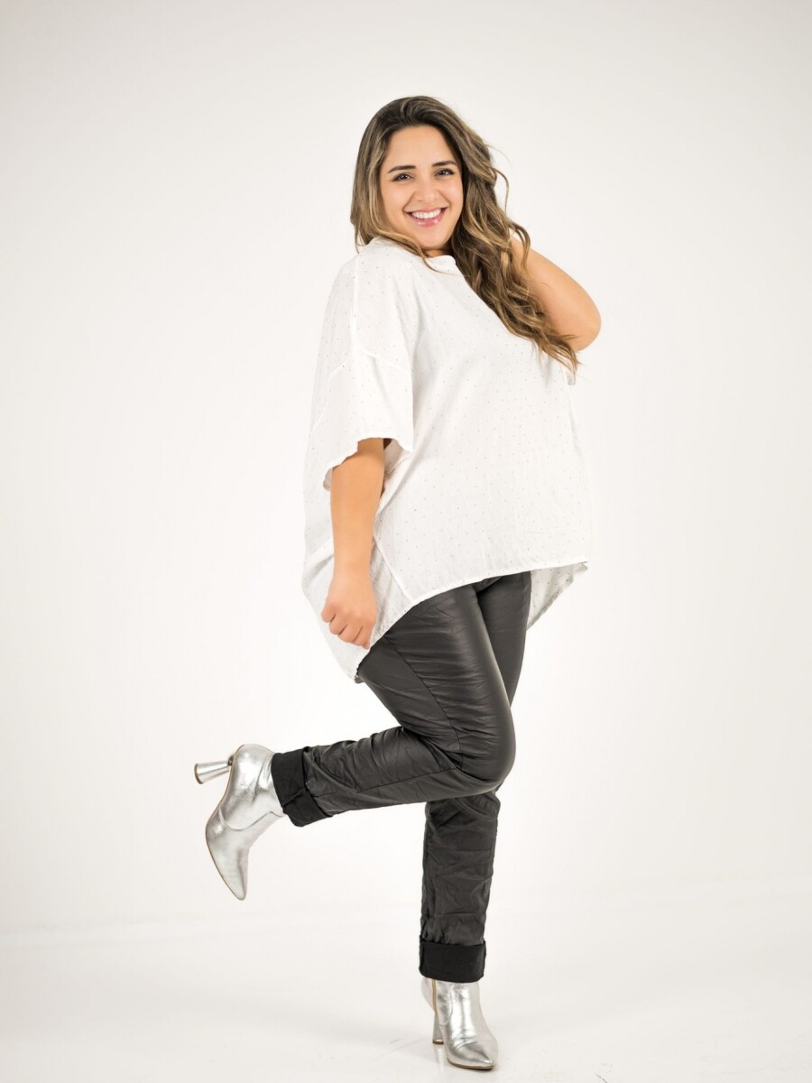 Blusa de viscosa con brillo plateado Blanca
