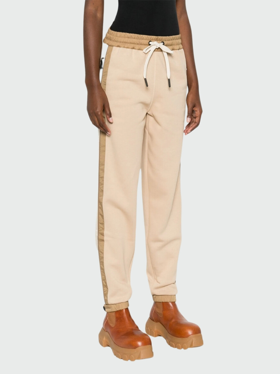 Moncler - Pantalones acolchados con logo de montaña - 0 