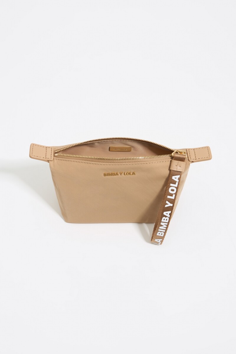 NECESER Camel