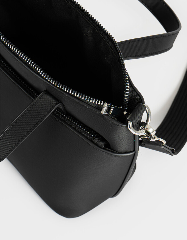 City Clasico Cartera City Con Pouch - Negro