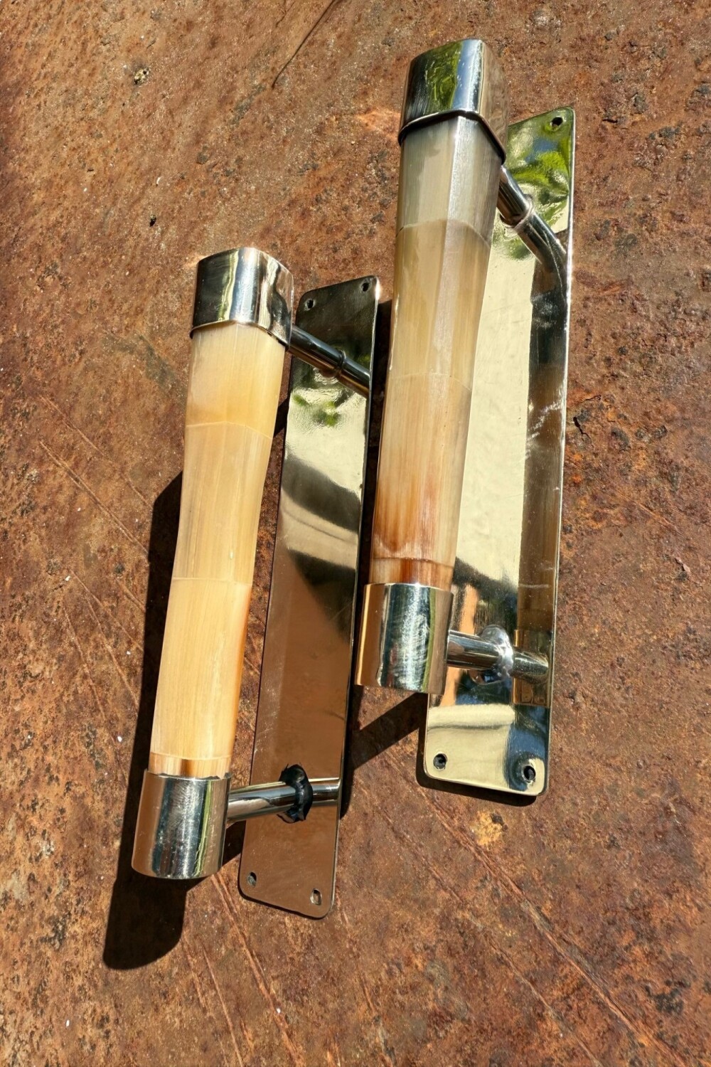 Multi Horn Handle Beige