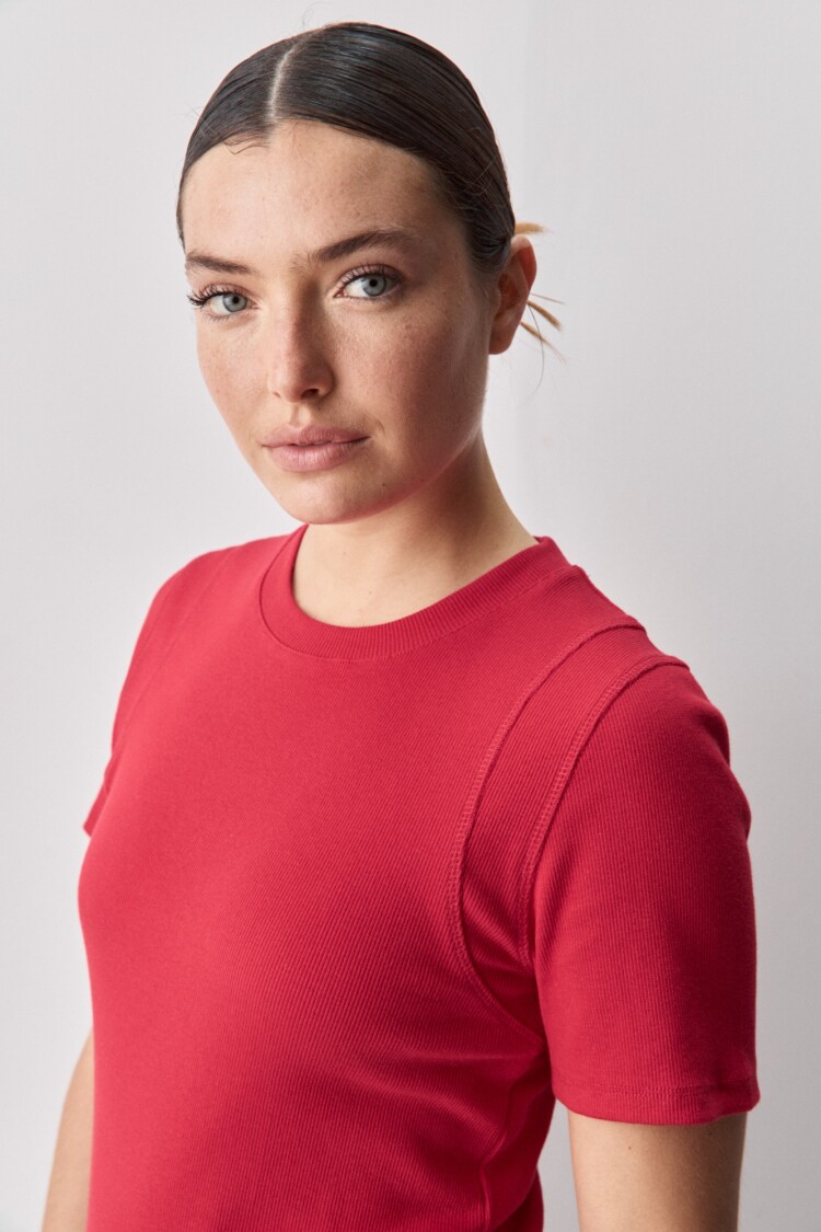 REMERA AGAVE Rojo