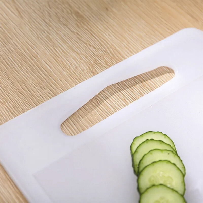 Tabla de picar mediana con canaleta de plástico BLANCO