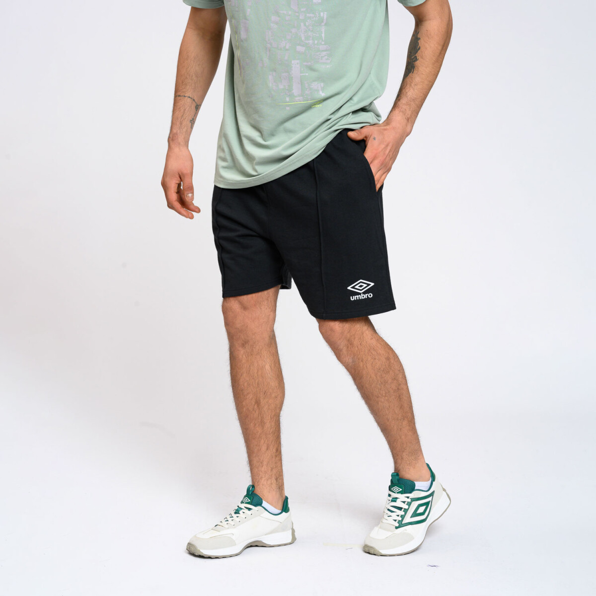 BERMUDA DUNE<br /> HOMBRE Umbro Hombre - 002 