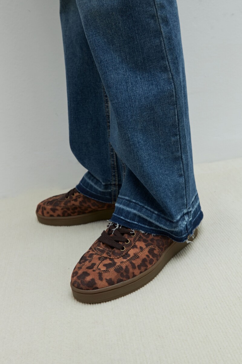 Zapatilla estampa leopardo tostado