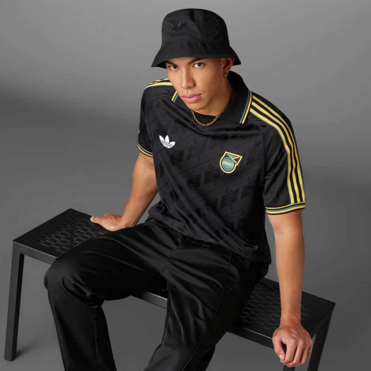 Remera retro adidas sales