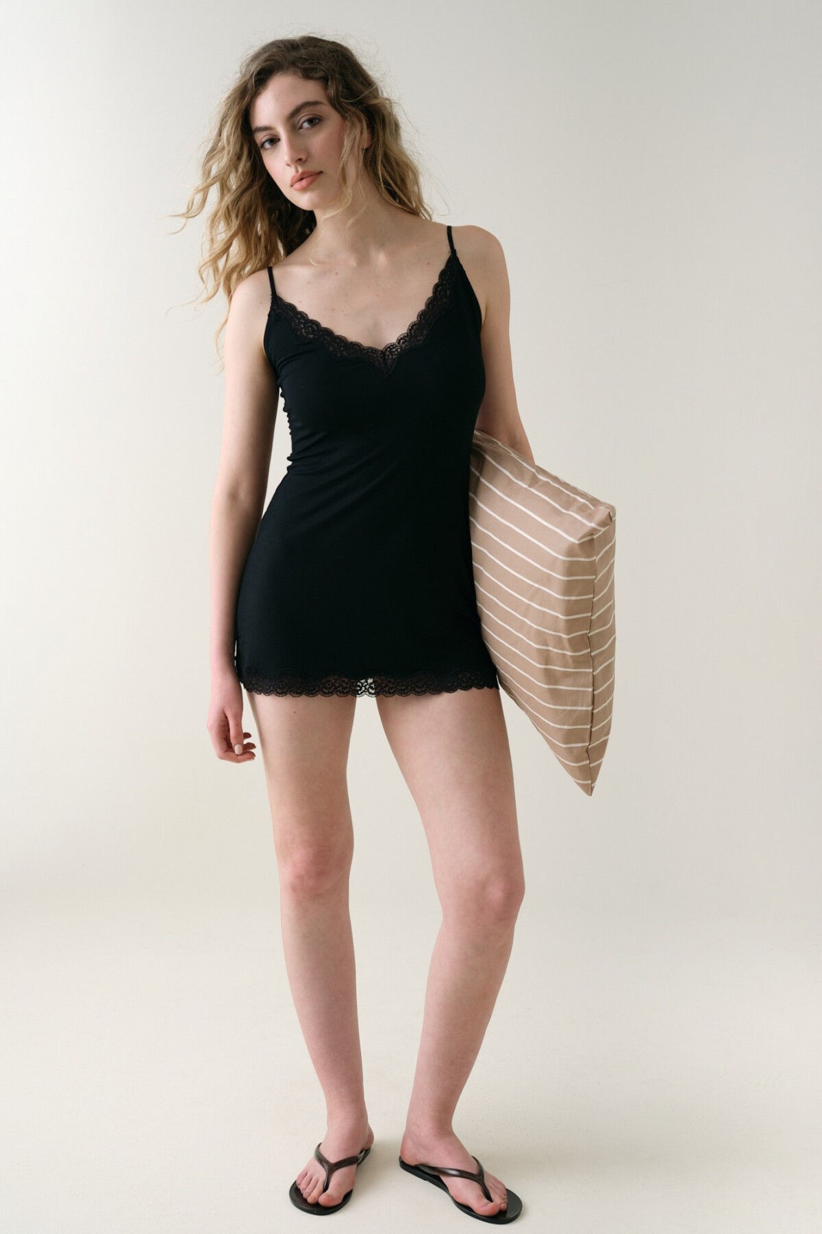 Camisón Encaje Viscosa Negro