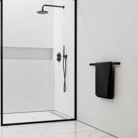 TOALLERO RECTO METAL LINEA MANTUA COLOR NEGRO MATE ACERO NEGRO