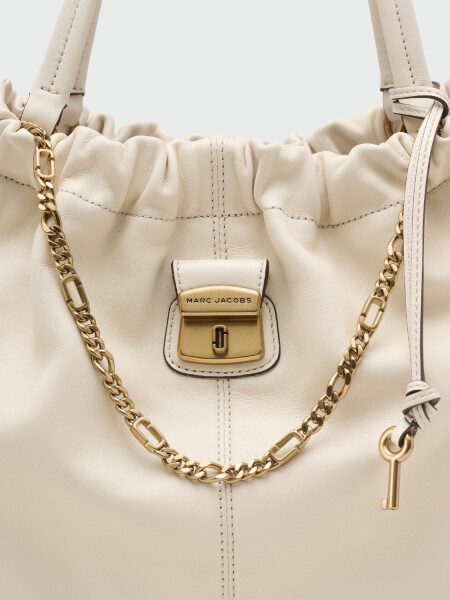 MARC JACOBS - The Tote Cristina 111