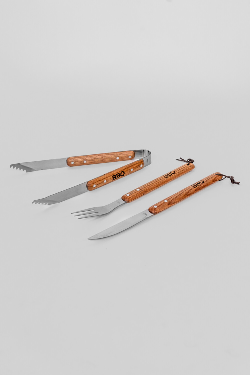 Accesorios Para Parrilla Set De 3 Piezas. Pinza, Tenedor Y Cuchi Color Unico