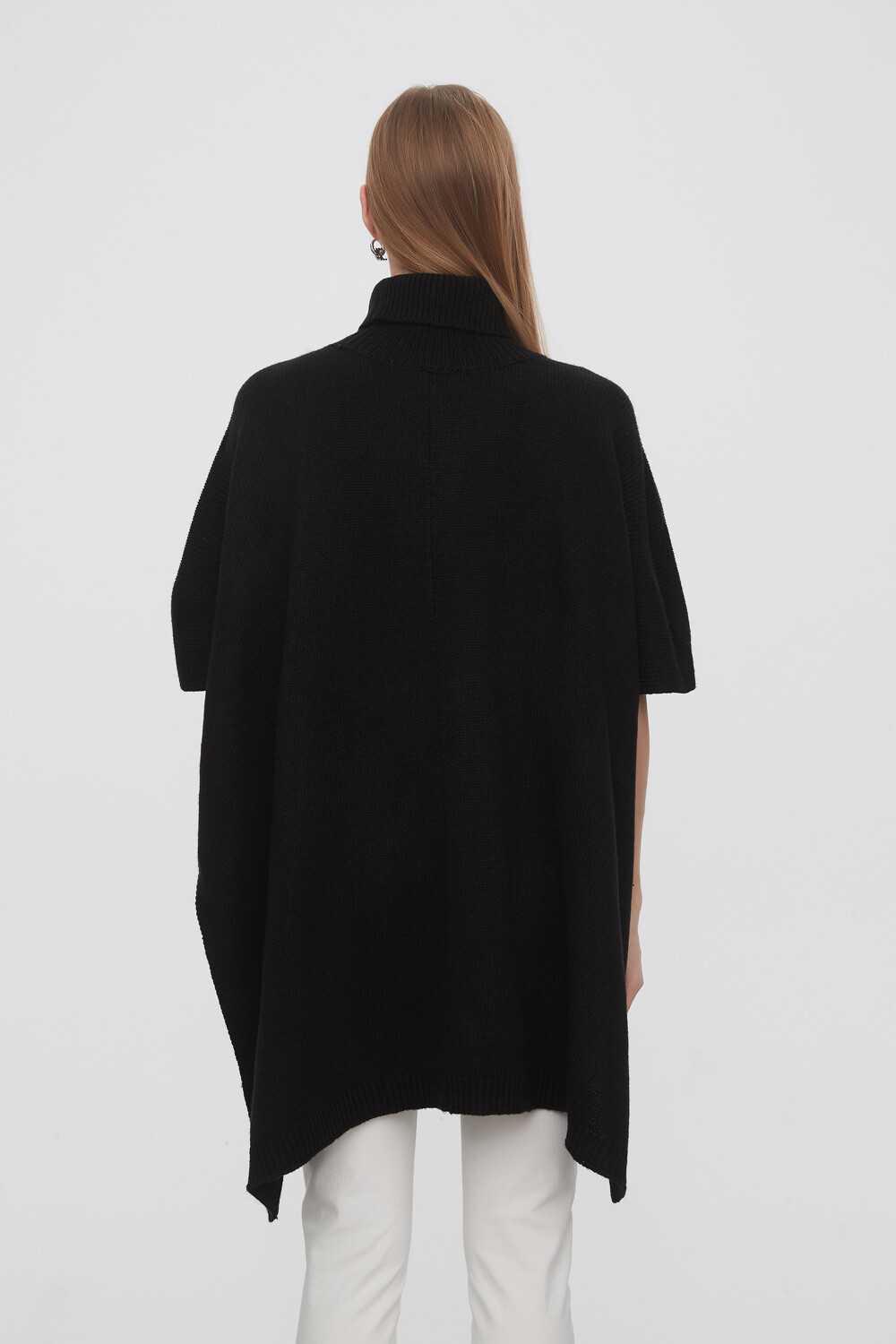 Poncho Achik Negro