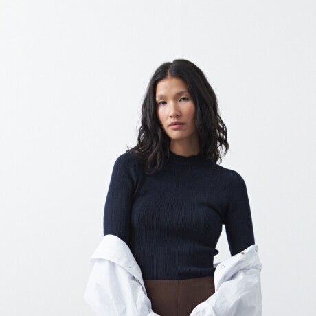 POLERA SELVA Azul Marino