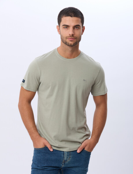 REMERA BÁSICA DE ALGODÓN Pistacho