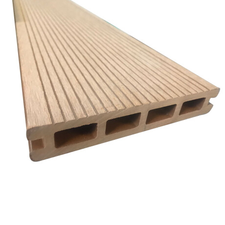 Deck Para Exterior en WPC Teak Deck Para Exterior en WPC Teak