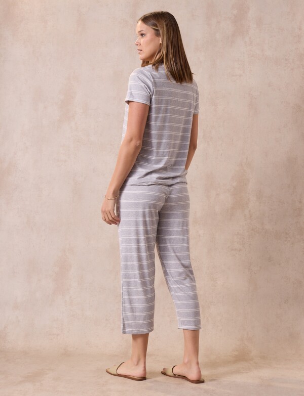 Pijama C/capri GRIS