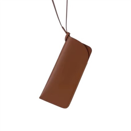 Estuche colgante para lentes cuerina Marron
