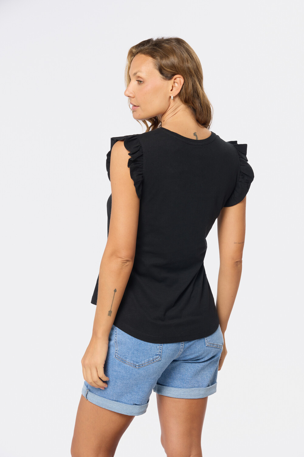 REMERA LISA Negro