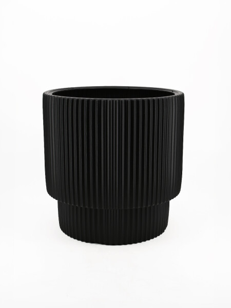 MACETERO VEGA RIPADO NEGRO