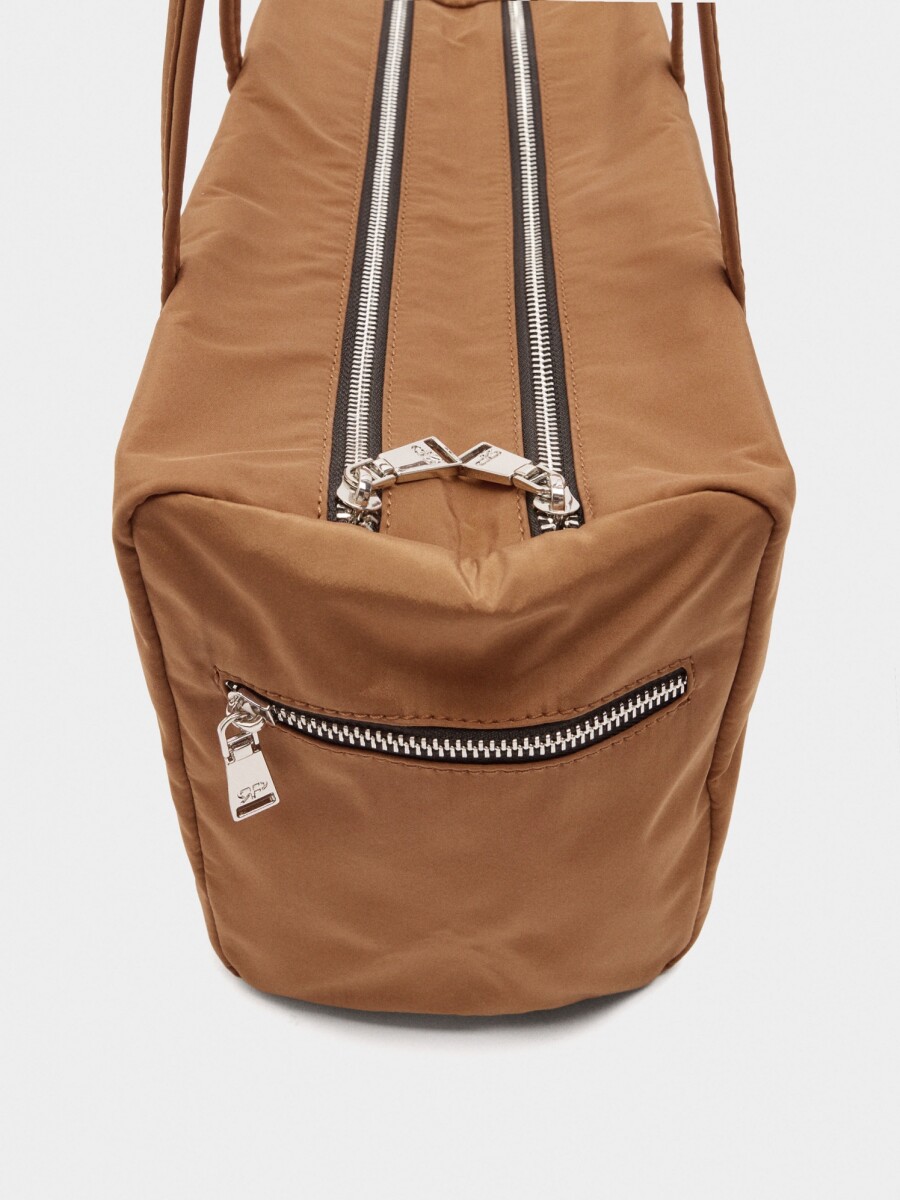 Bolso Bowling De Nylon camel