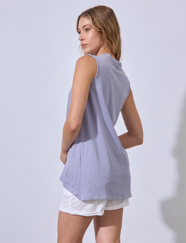 Musculosa Bordada VIOLETA