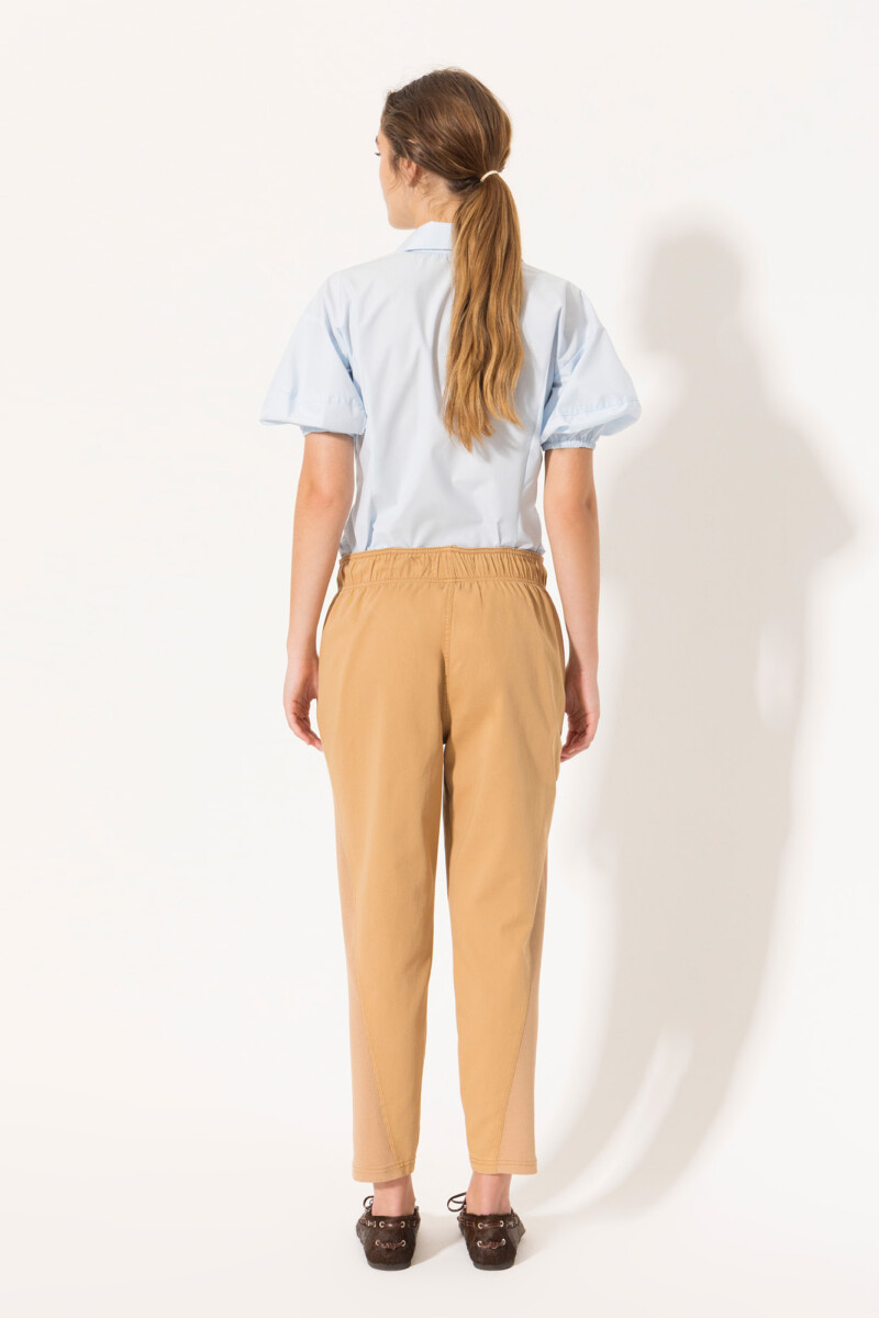PANTALON LIGHT Camel