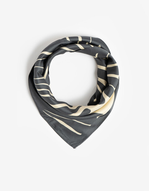 Pañuelos Raso Estampados Varios Pañuelo De Material Reciclado - Combinacion Multicolor