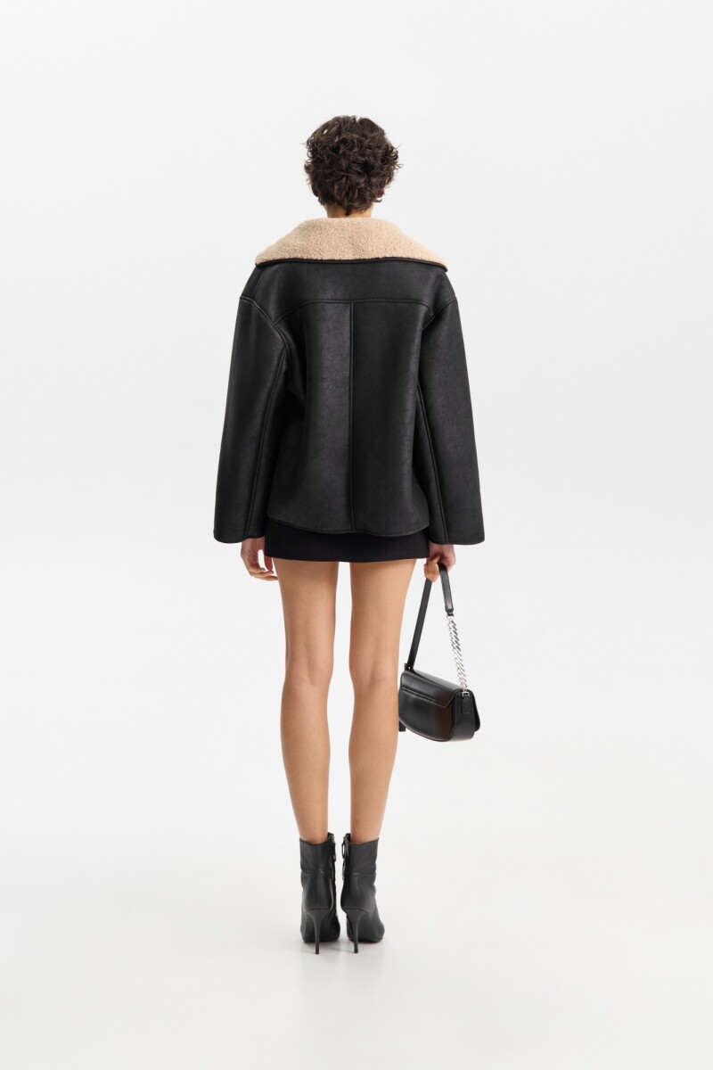 CHAQUETA CORDERITO Negro