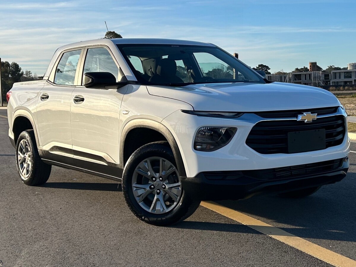 Chevrolet Montana LS 1.2T Extra Full| Permuta / Financia Chevrolet Montana LS 1.2T Extra Full| Permuta / Financia