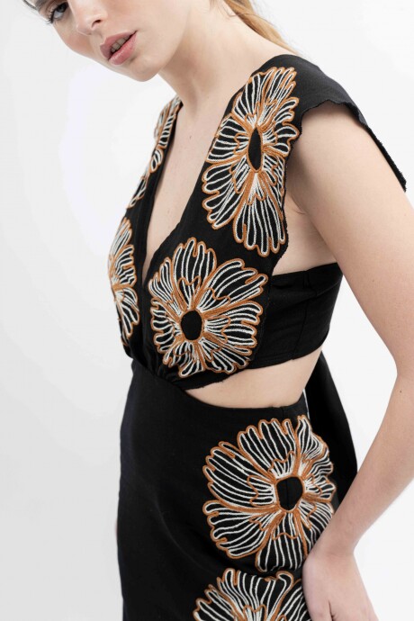 Vestido Floral Negro