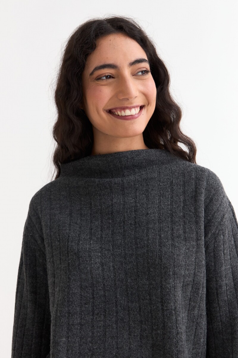 Sweater canalé con mangas oxford GRIS OSCURO