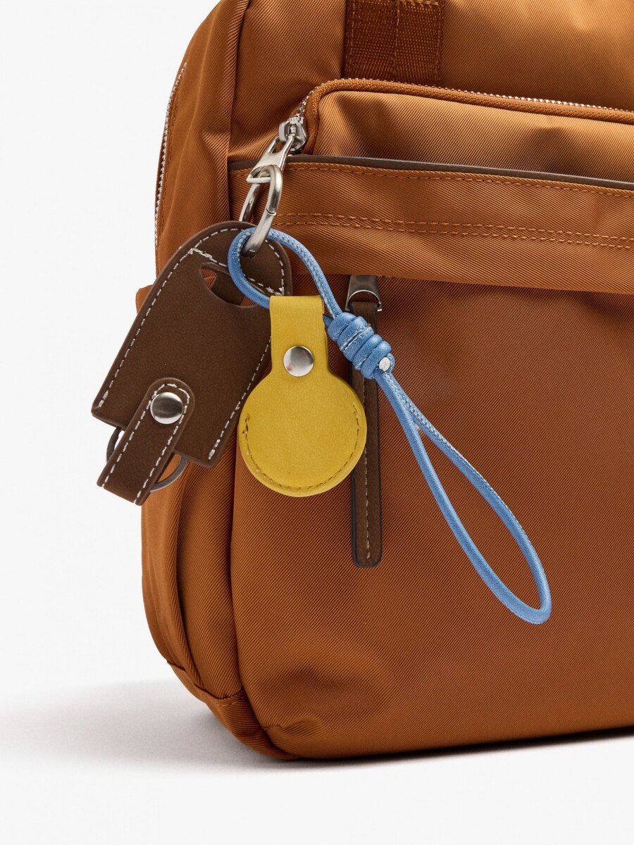 Mochila Básica De Nylon Con Colgante naranja