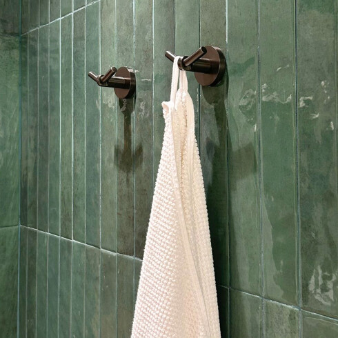 PERCHA EN LATON METAL GRIS GRAFITO DE BAÑO GRAFITO-GUNMETAL