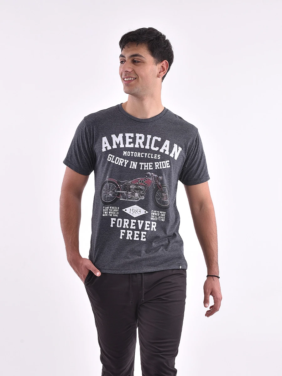 REMERA VILLAGE REGULAR - ESTAMPADO 1 