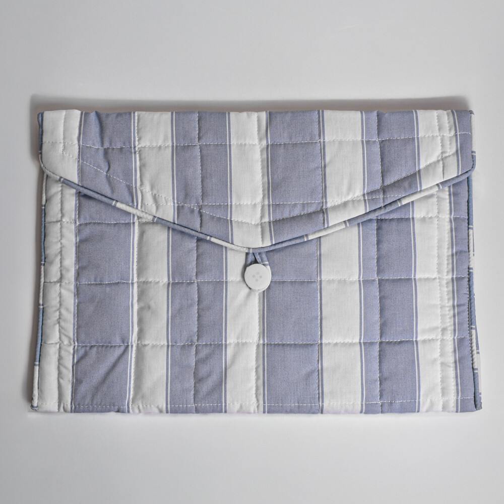 Necessaire Sobre Col. Bea Rayas Celestes