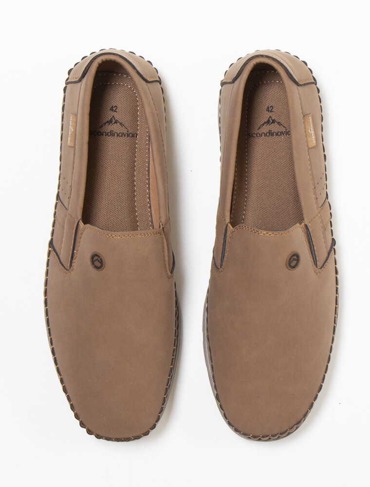 Calzado Clásico Rutero Camel
