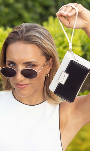 BILLETERA LOLA NEGRO C/BLANCO